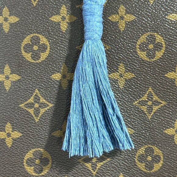 Handmade macrame bag charm - Picture 4 of 5